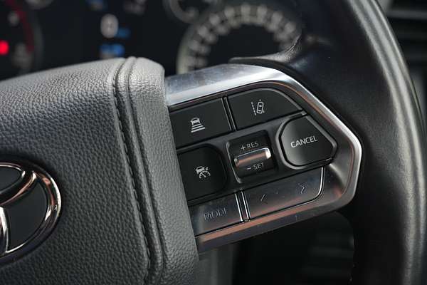 2023 Toyota Landcruiser GXL FJA300R thumb-15