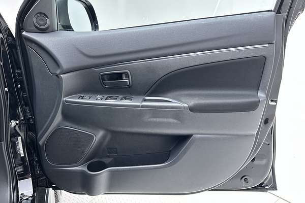 2023 Mitsubishi ASX MR XD thumb-18