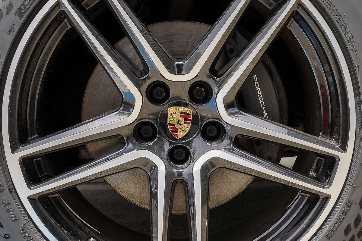 2021 Porsche Macan 95B