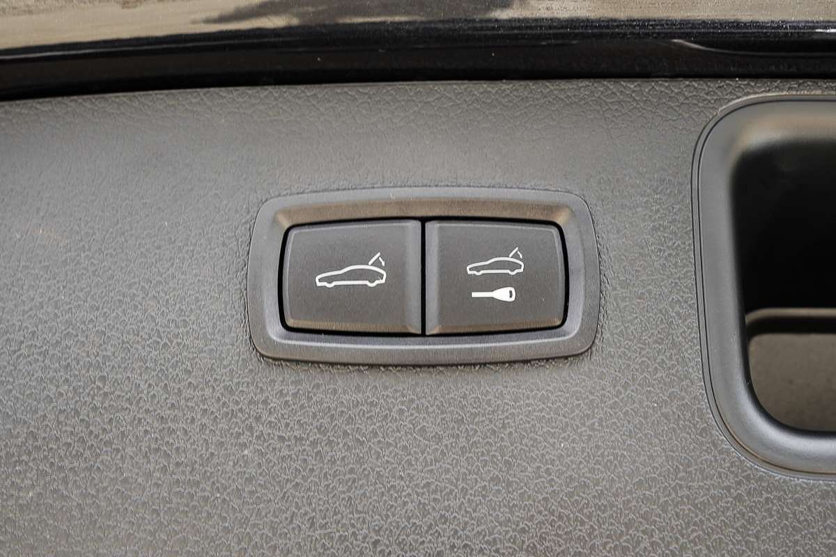 2021 Porsche Macan 95B