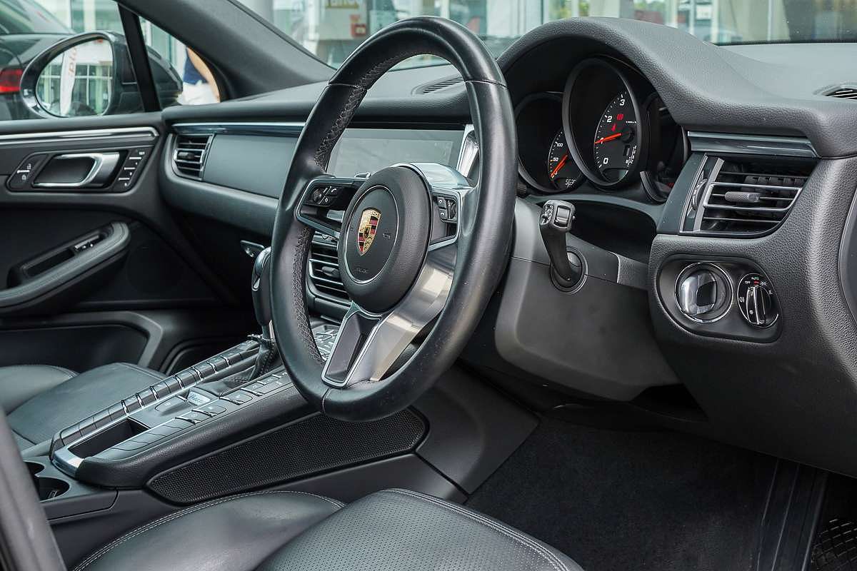 2021 Porsche Macan 95B