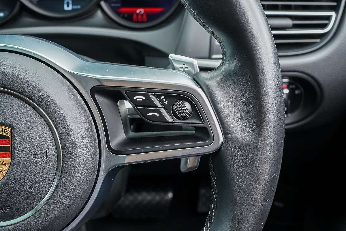 2021 Porsche Macan 95B