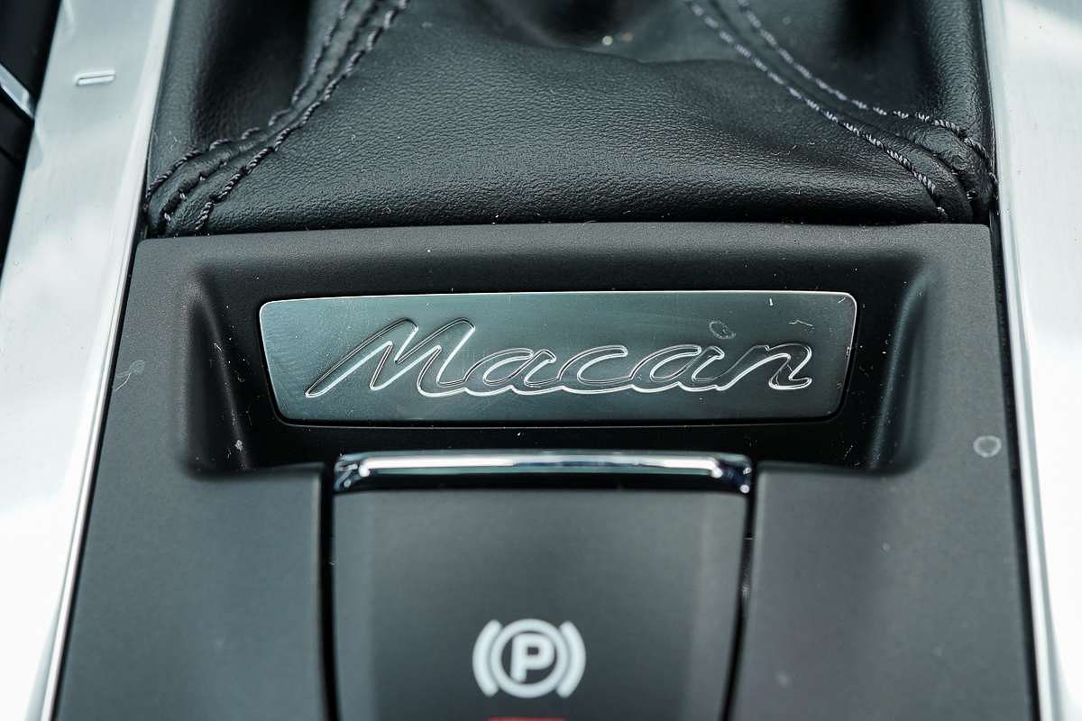 2021 Porsche Macan 95B