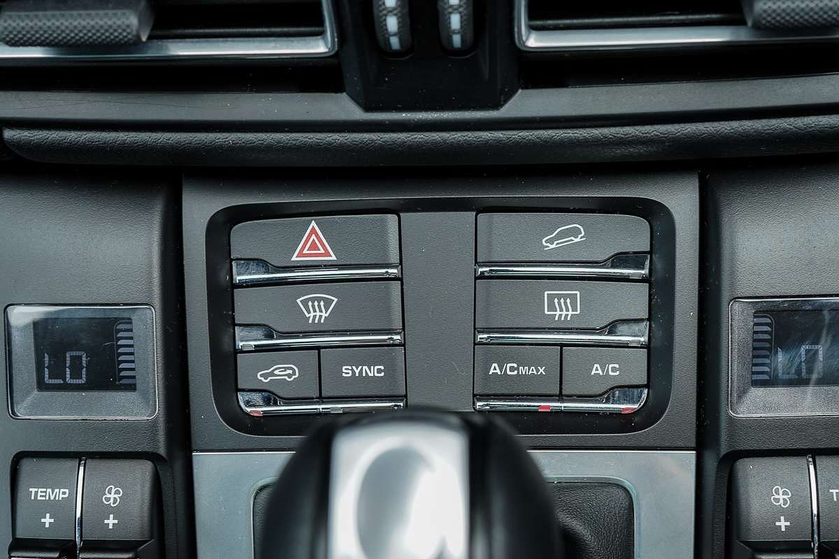 2021 Porsche Macan 95B