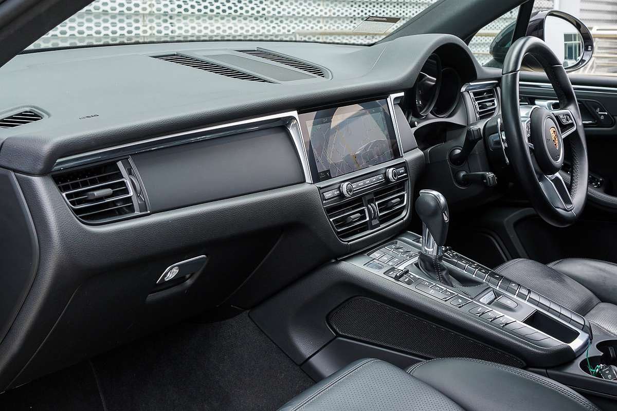 2021 Porsche Macan 95B