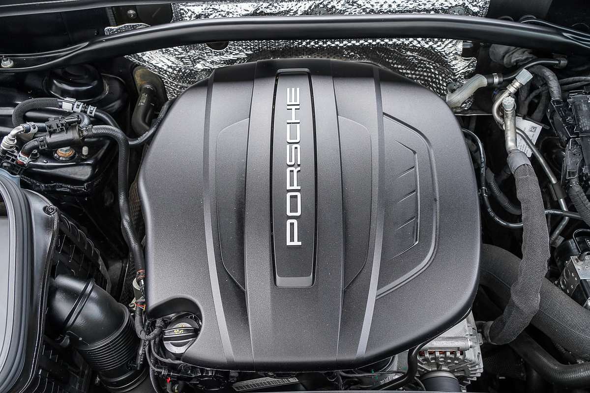 2021 Porsche Macan 95B