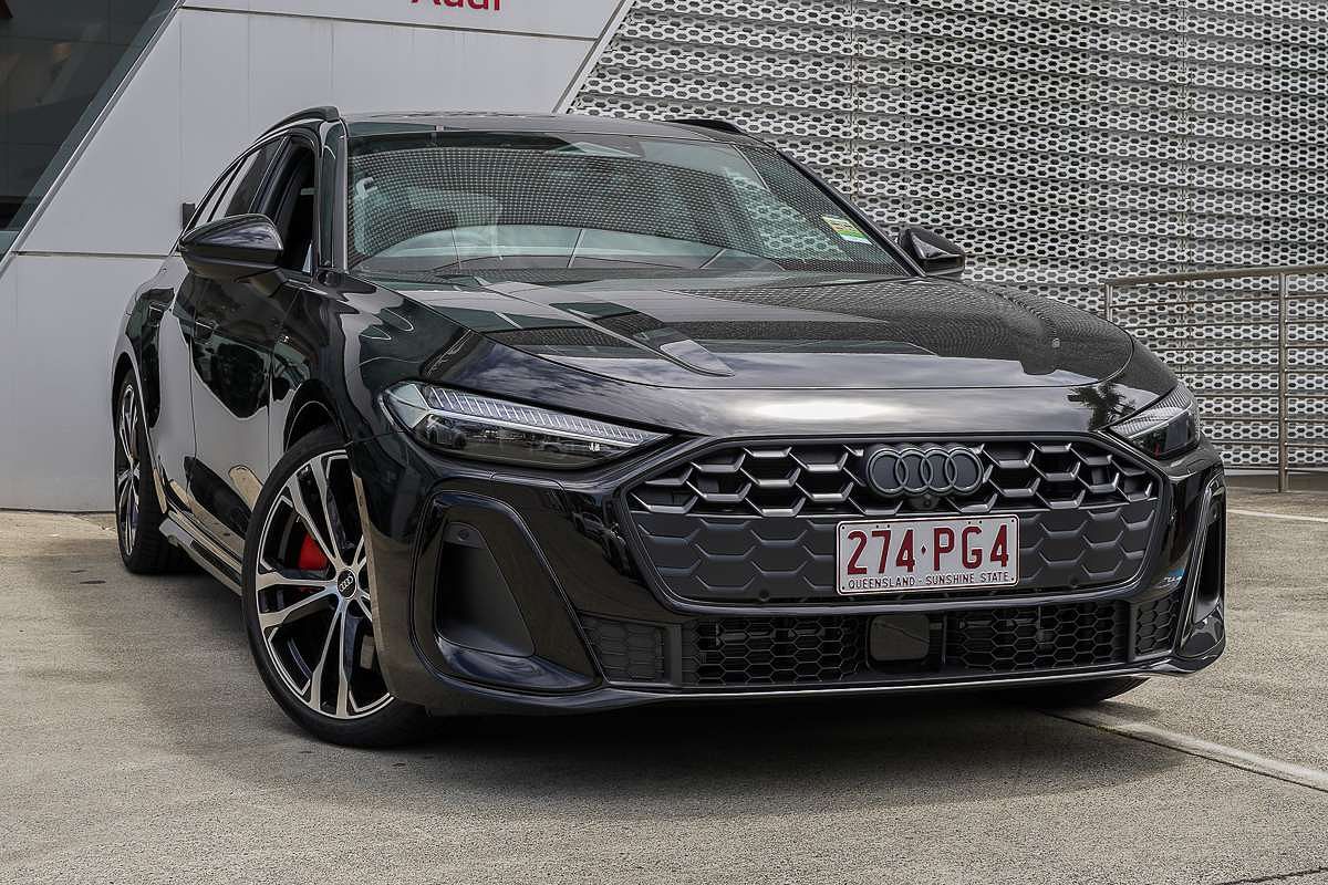 2025 Audi A5 e-hybrid S-Line B10