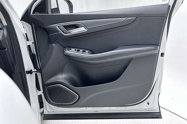 2022 MG HS Vibe SAS23 thumb-18