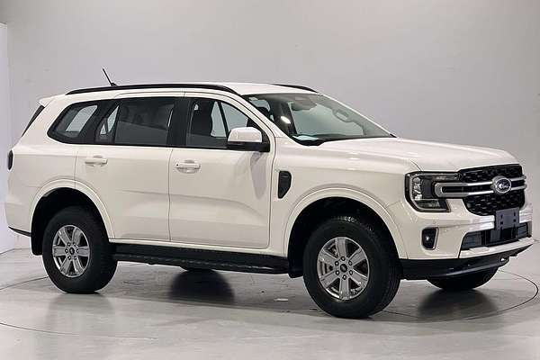 2025 Ford Everest Ambiente 2.0L