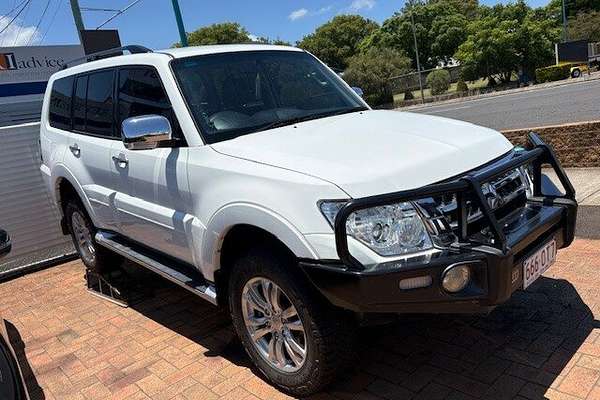 2017 Mitsubishi Pajero GLX NX