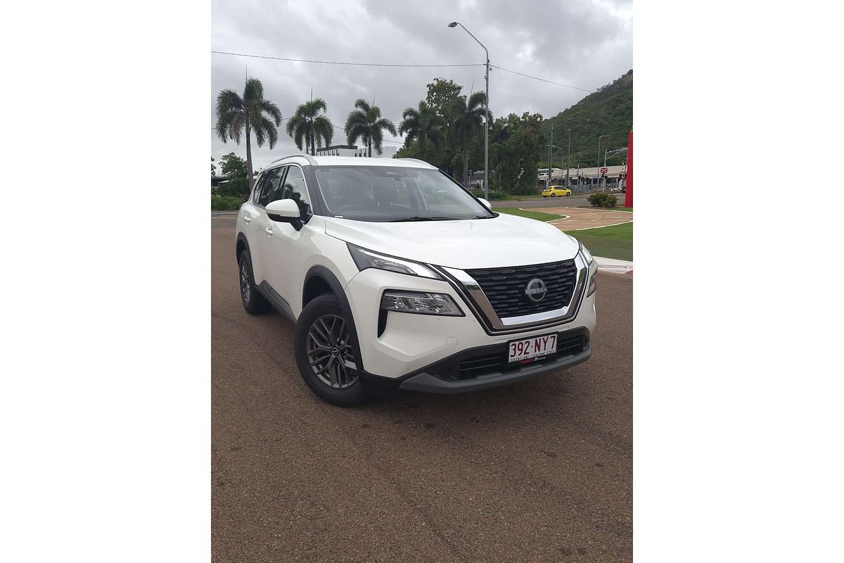 2025 Nissan X-TRAIL ST T33