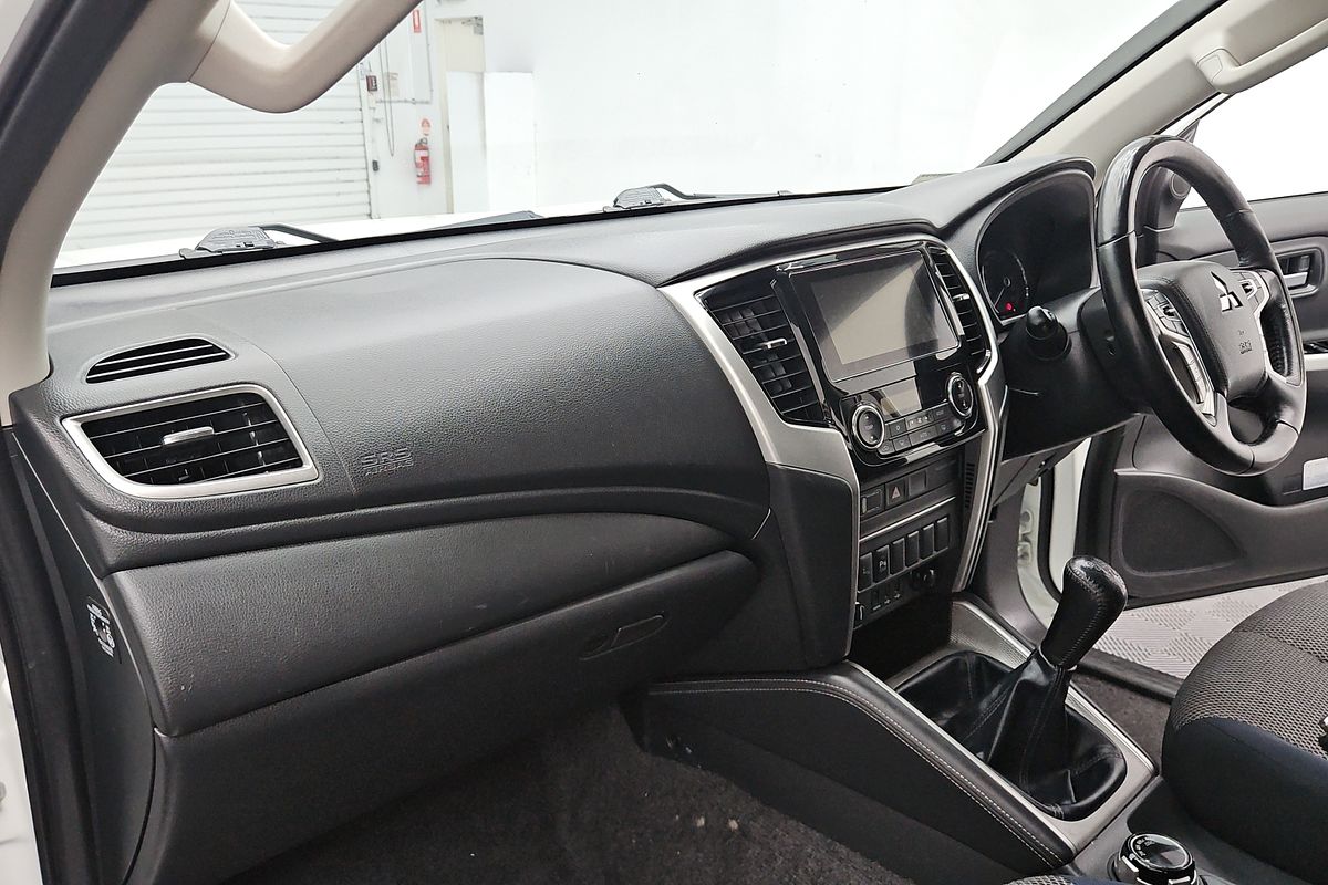 2019 Mitsubishi Triton GLS MR 4X4