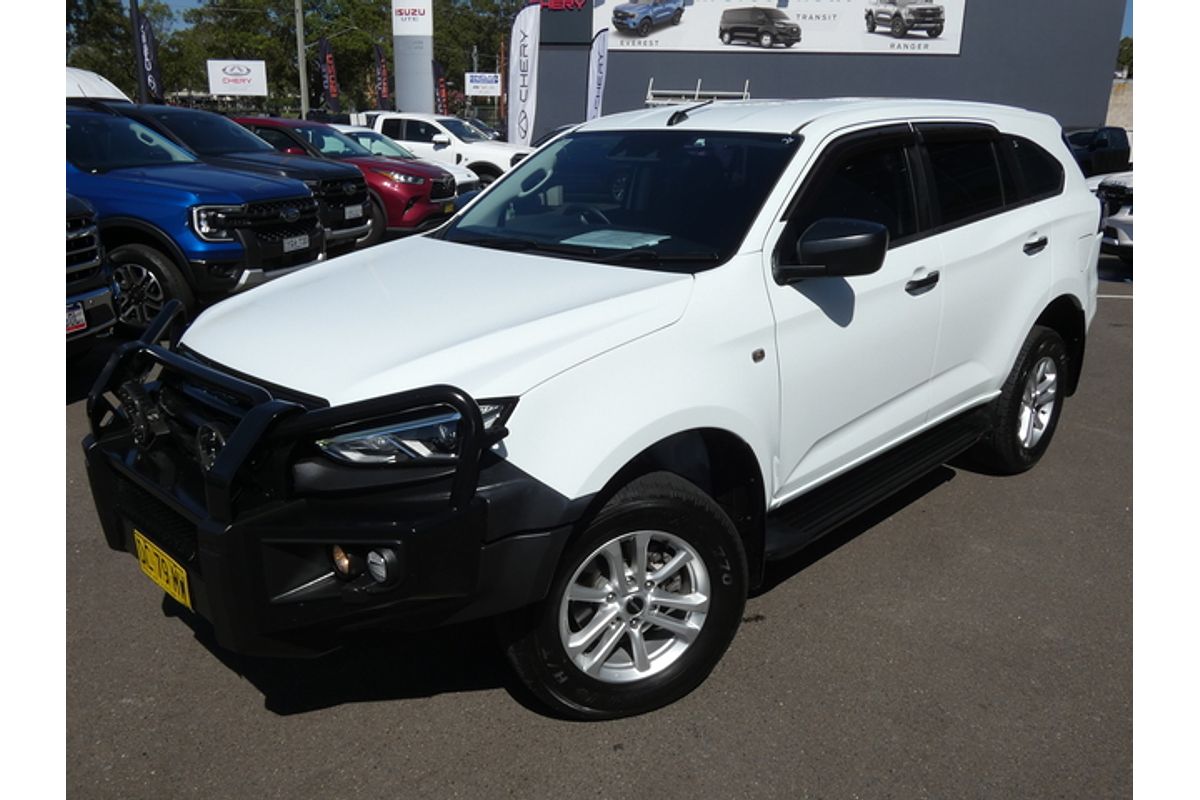 2021 Isuzu MU-X LS-M