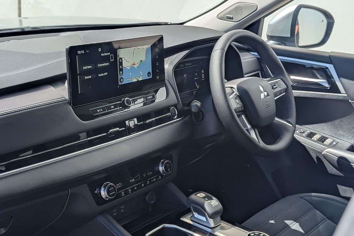 2025 Mitsubishi Outlander Aspire ZM