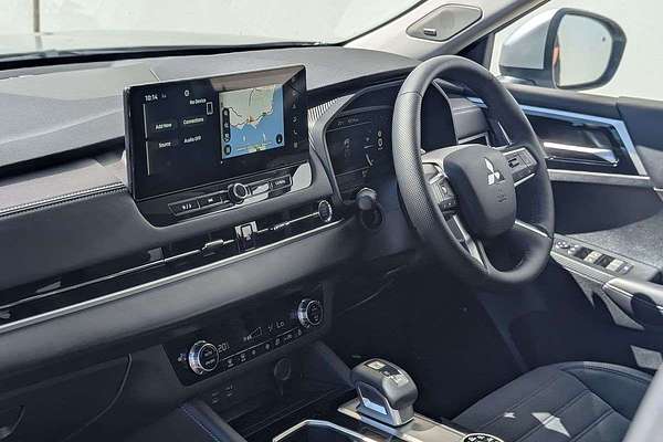 2025 Mitsubishi Outlander Aspire ZM