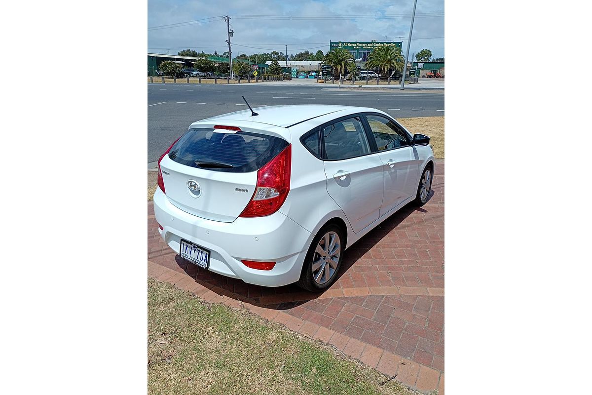 2017 Hyundai Accent Sport RB6