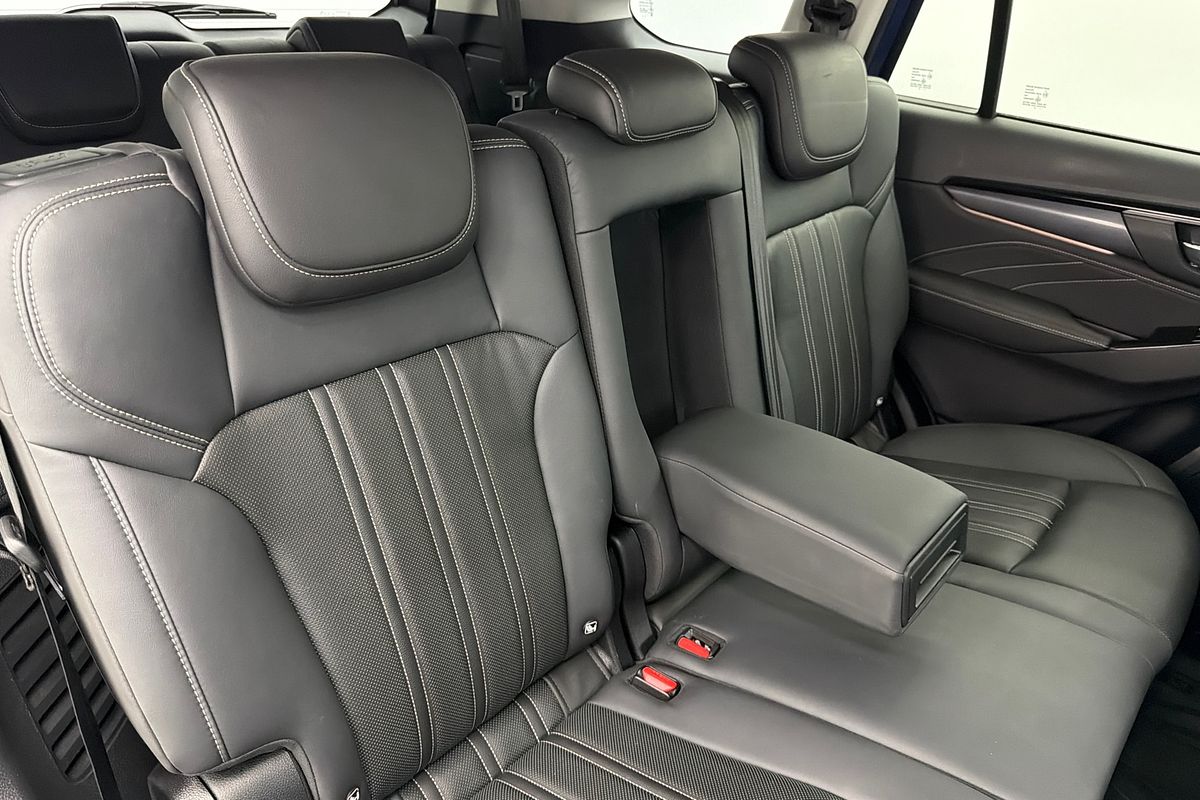 2023 Isuzu MU-X LS-T