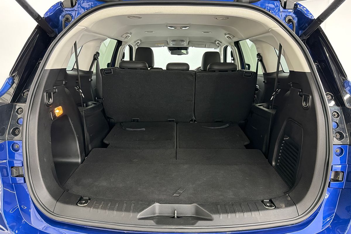 2023 Isuzu MU-X LS-T