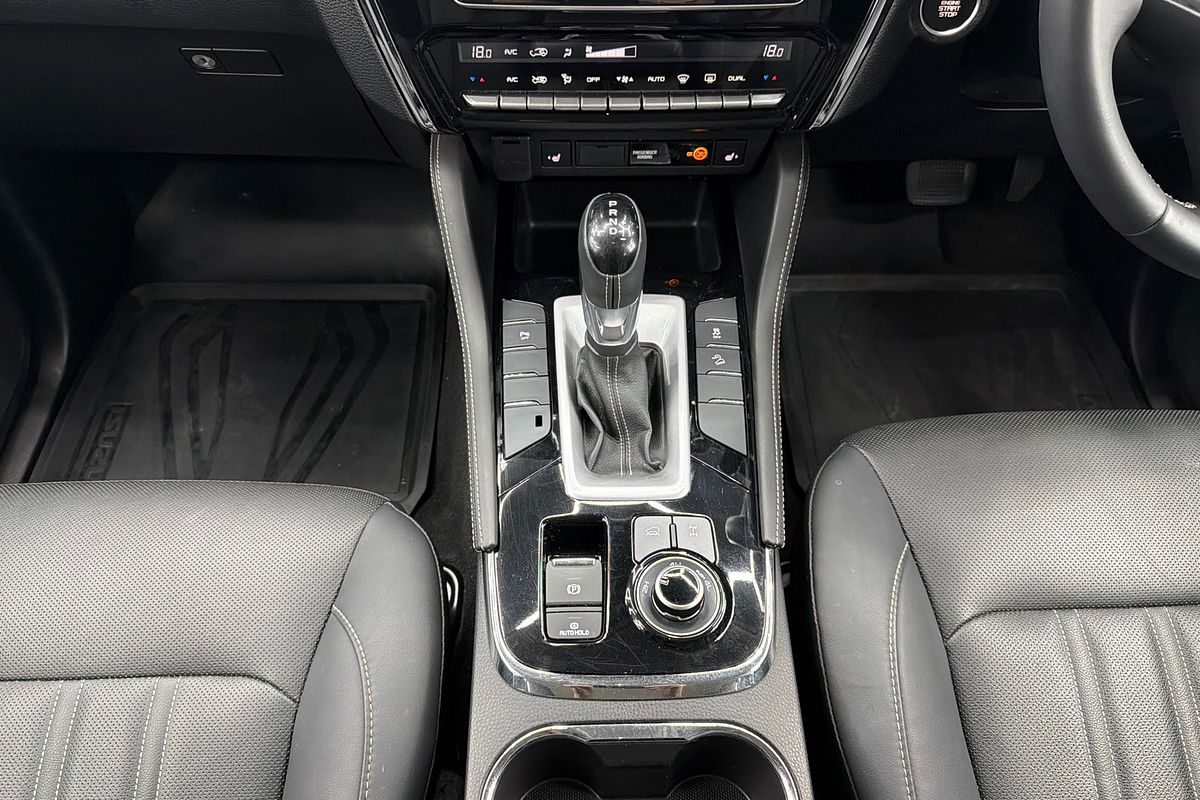 2023 Isuzu MU-X LS-T