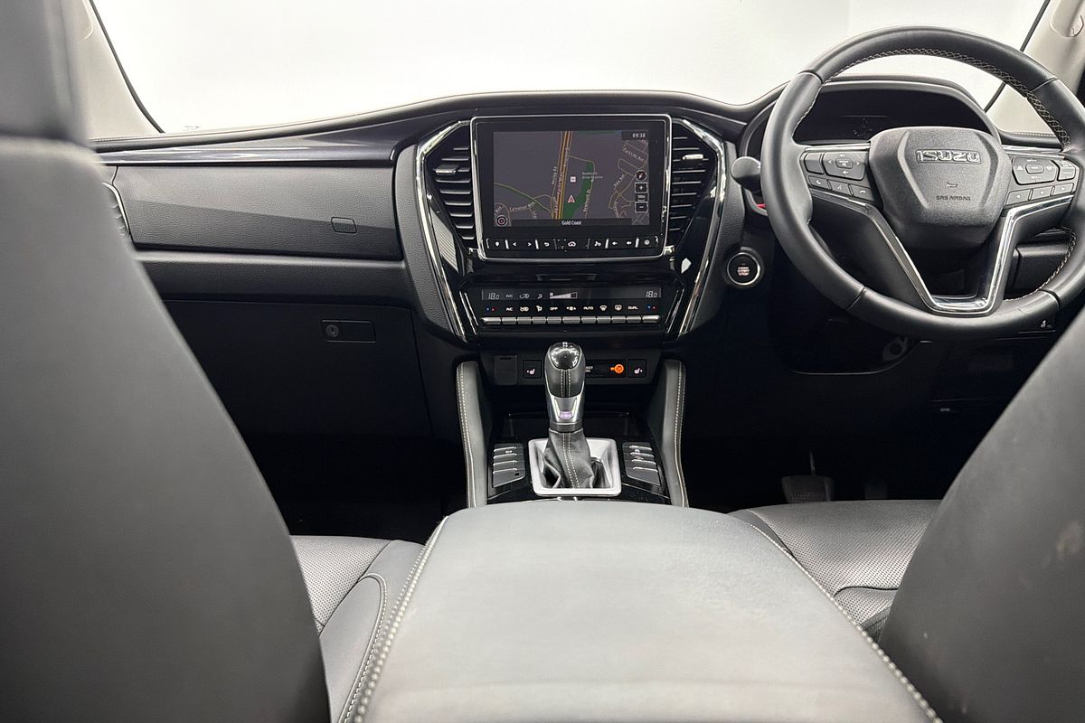 2023 Isuzu MU-X LS-T