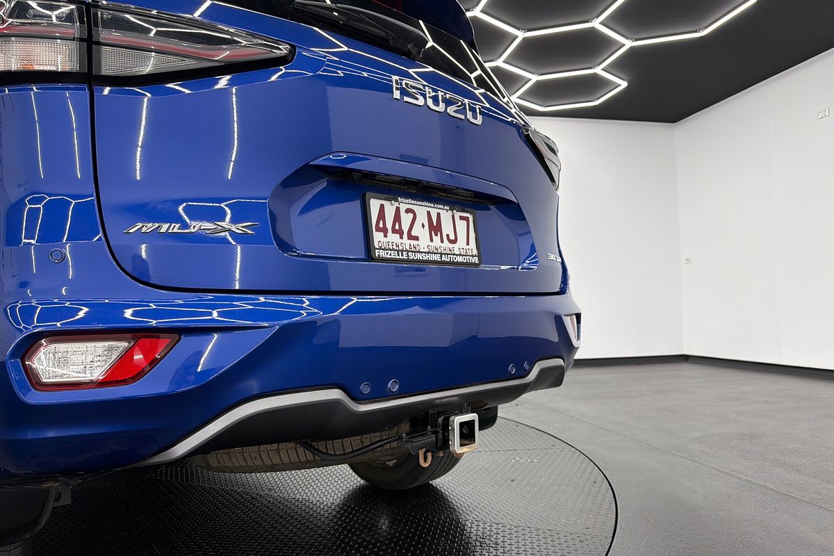 2023 Isuzu MU-X LS-T