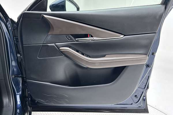 2021 Mazda CX-30 G25 Touring DM Series thumb-18