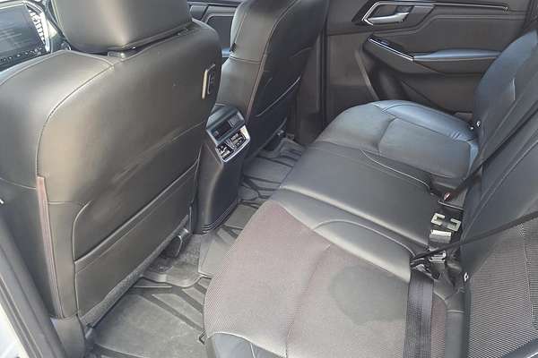 2020 Isuzu D-MAX X-TERRAIN 4X4 thumb-9