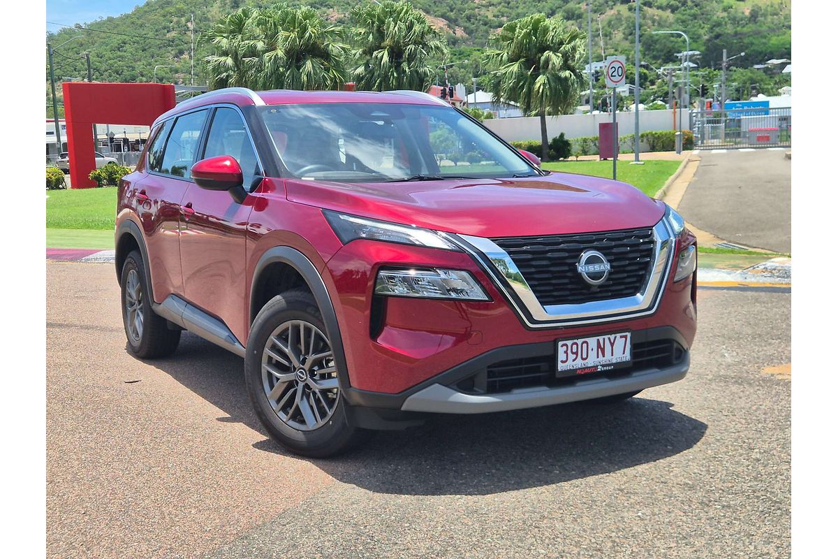 2025 Nissan X-TRAIL ST T33