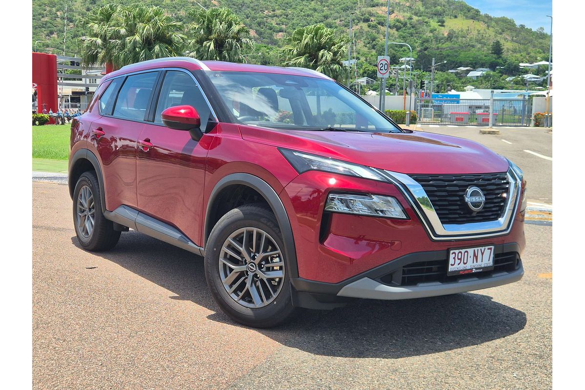 2025 Nissan X-TRAIL ST T33