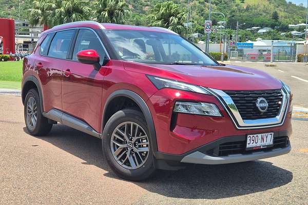 2025 Nissan X-TRAIL ST T33