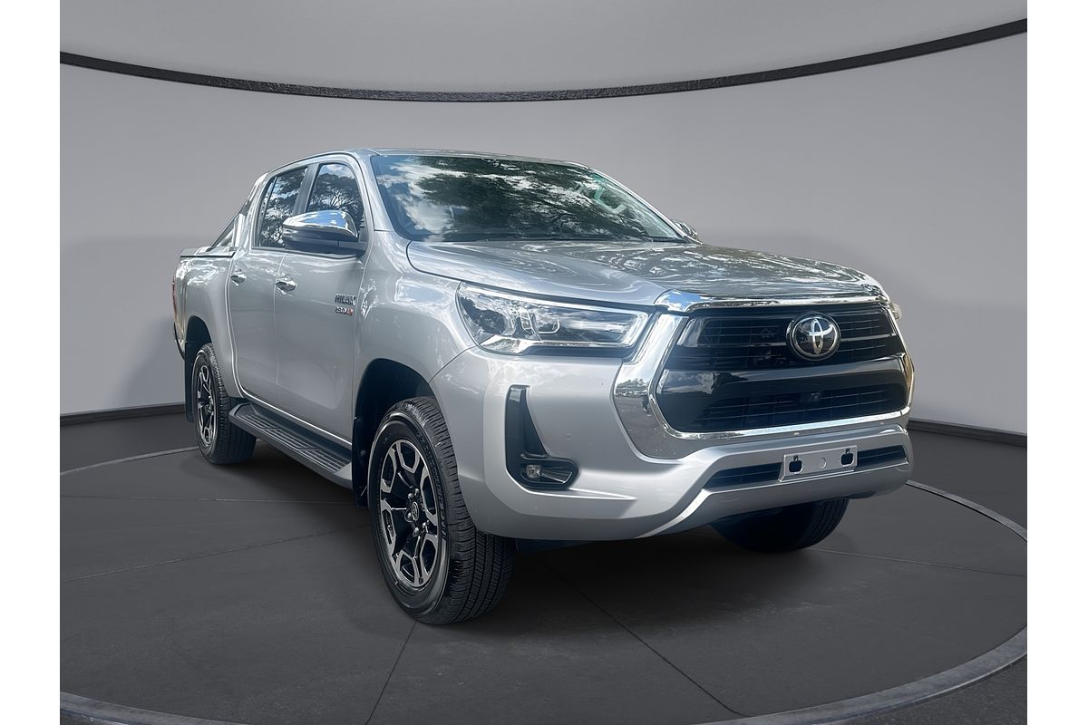 2023 Toyota Hilux SR5 GUN126R 4X4