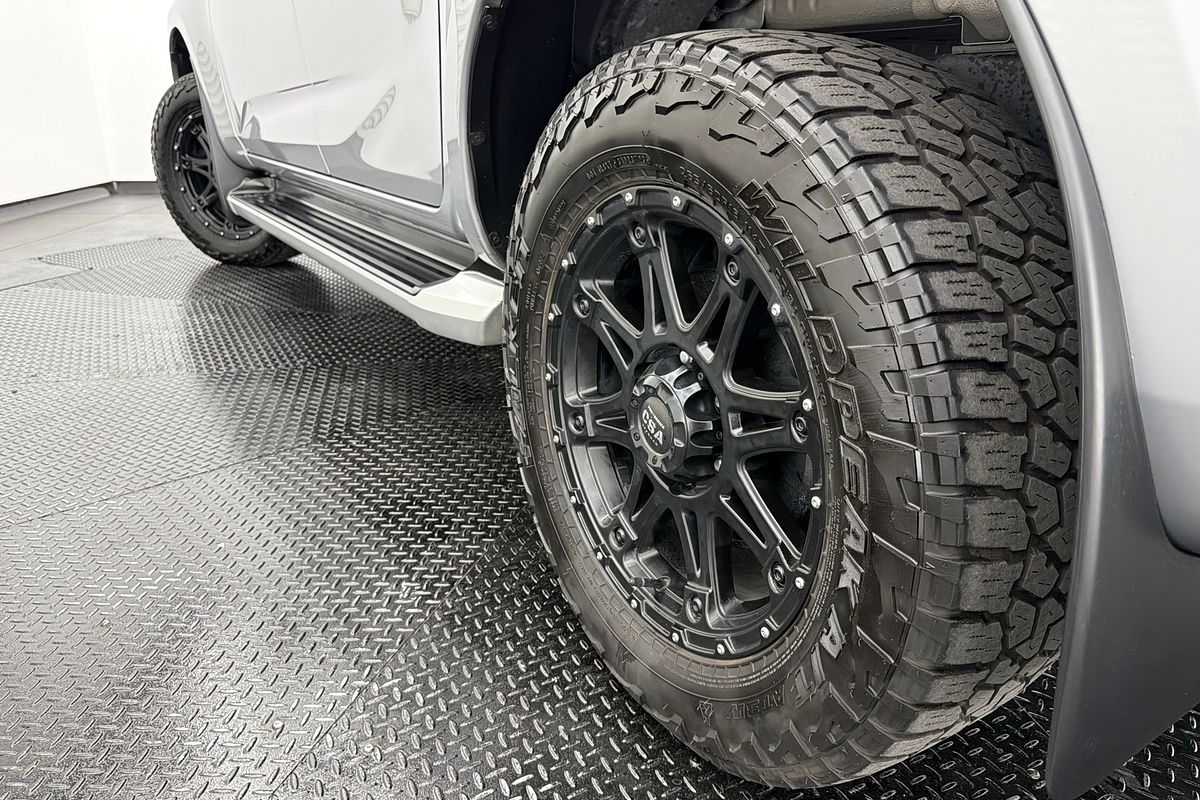 2022 Isuzu D-MAX LS-U  4X4