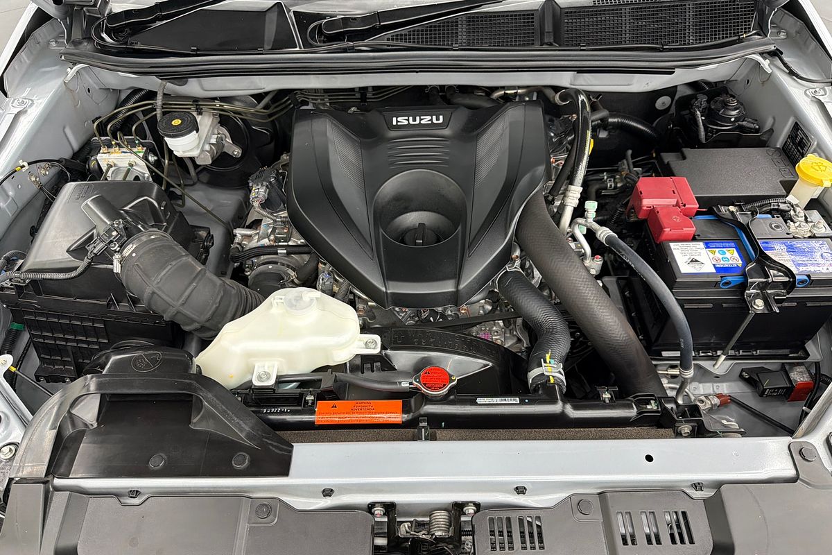 2022 Isuzu D-MAX LS-U  4X4