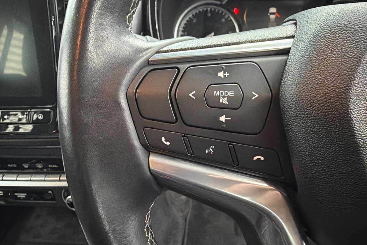 2022 Isuzu D-MAX LS-U  4X4