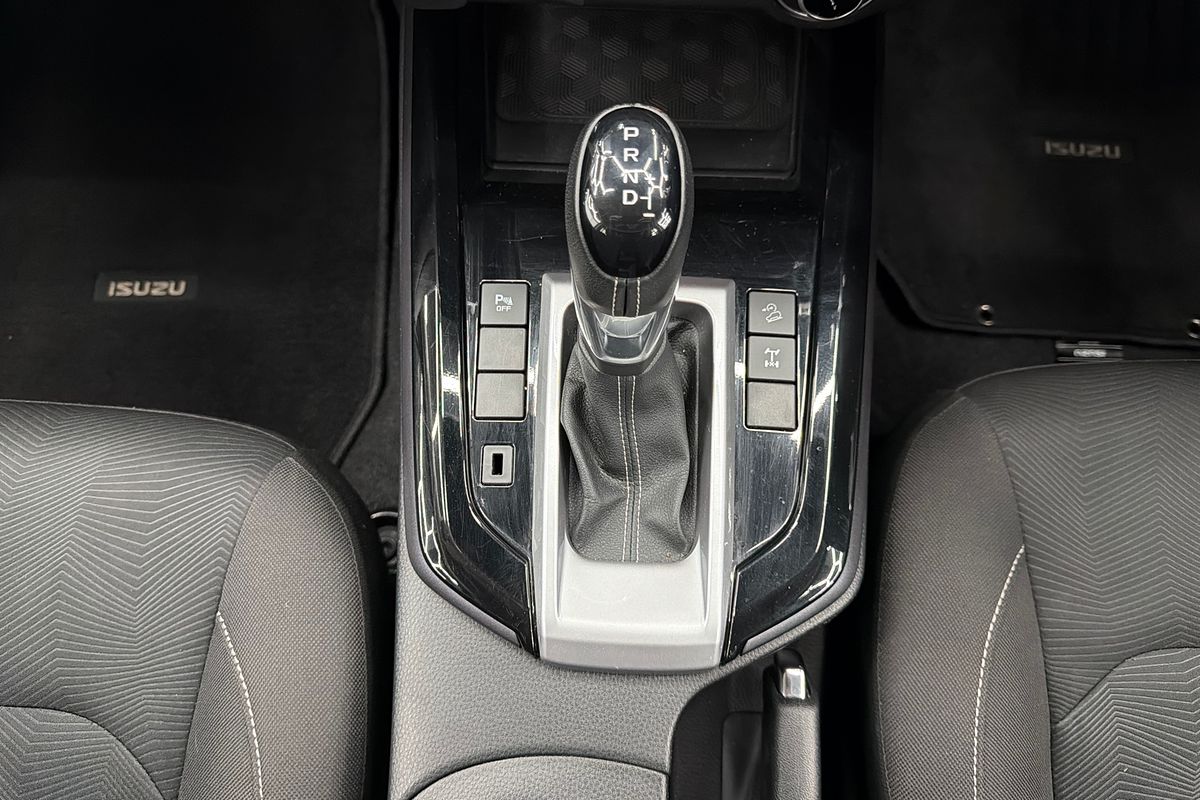 2022 Isuzu D-MAX LS-U  4X4