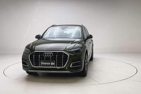 2024 Audi Q5 35 TDI FY thumb-2
