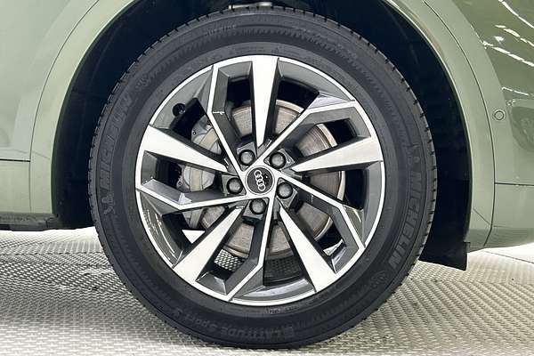 2024 Audi Q5 35 TDI FY thumb-9