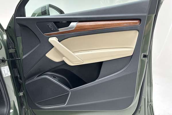 2024 Audi Q5 35 TDI FY thumb-18