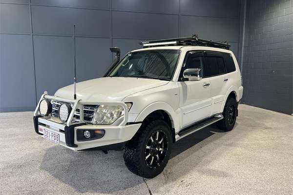 2009 Mitsubishi Pajero Exceed NT