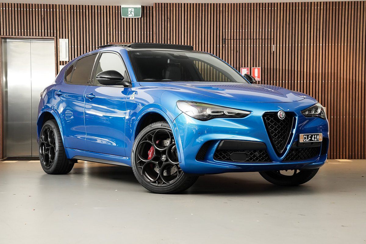 2023 Alfa Romeo Stelvio Quadrifoglio Series 4