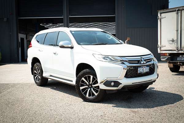 2017 Mitsubishi Pajero Sport GLS QE