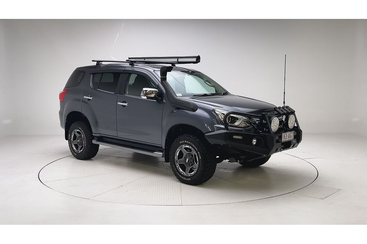 2020 Isuzu MU-X LS-U