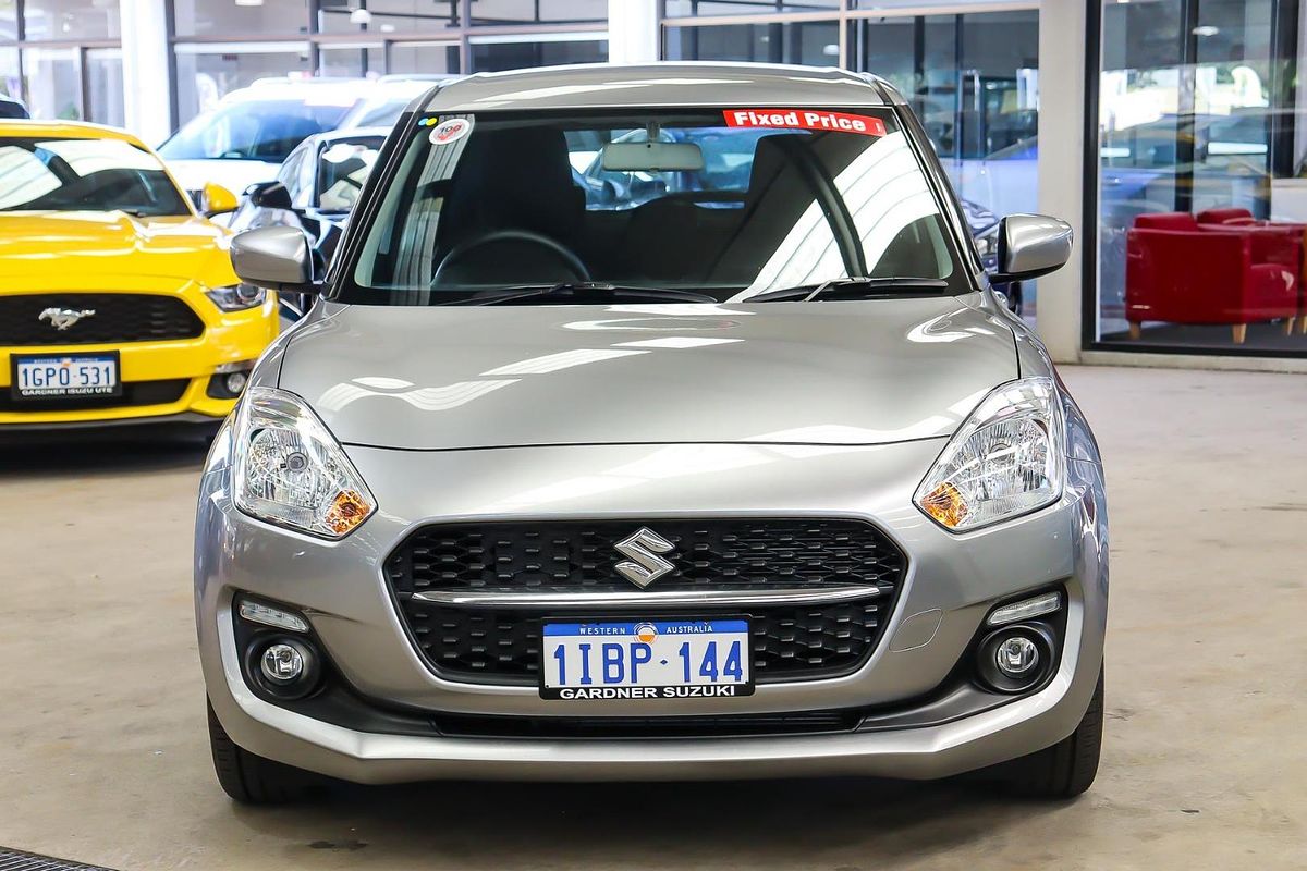 2023 Suzuki Swift GL in SILVER OR CHROME | Used Hatch | Stock #P10660 ...