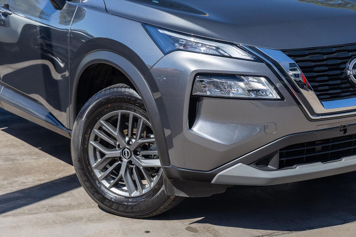 2025 Nissan X-TRAIL ST T33