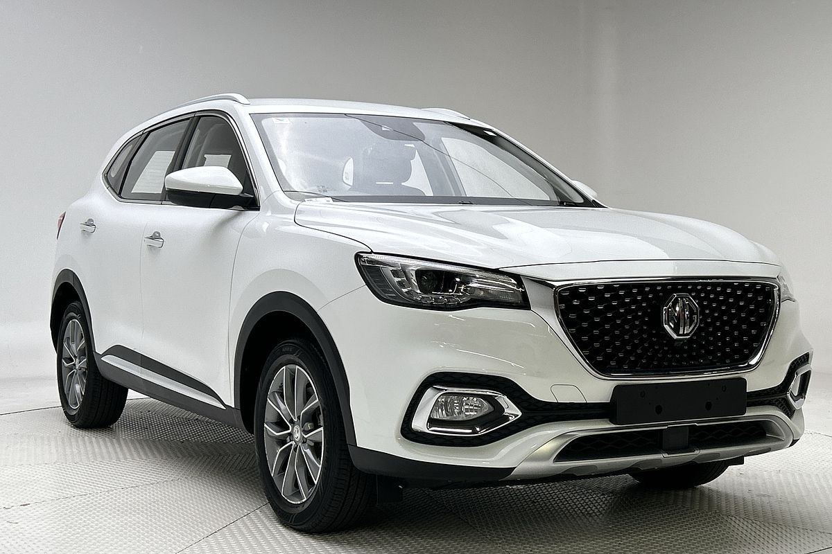 2022 MG HS Vibe SAS23