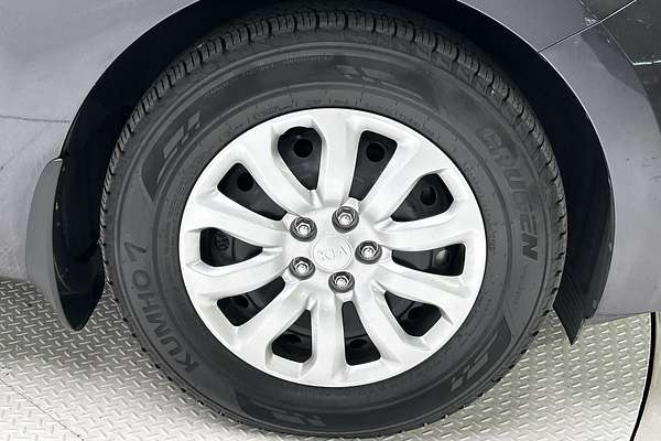 2018 Kia Carnival S YP thumb-9