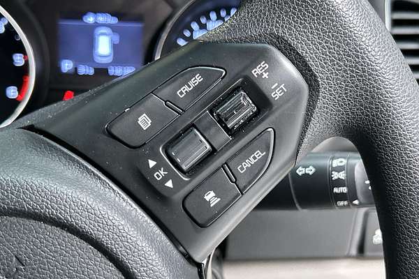 2018 Kia Carnival S YP thumb-16