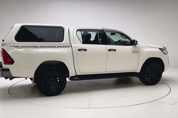 2021 Toyota Hilux SR GUN126R 4X4 thumb-2