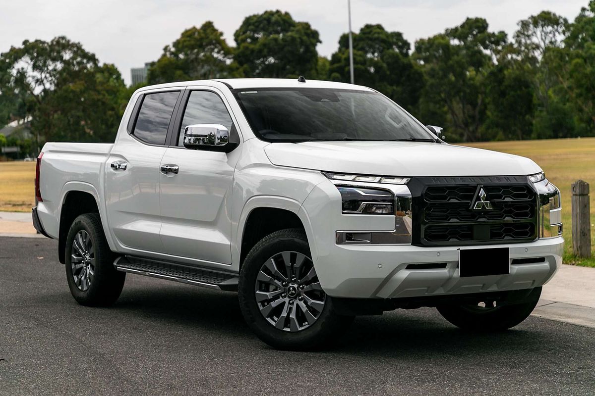 2024 Mitsubishi Triton GLX MV 4X4