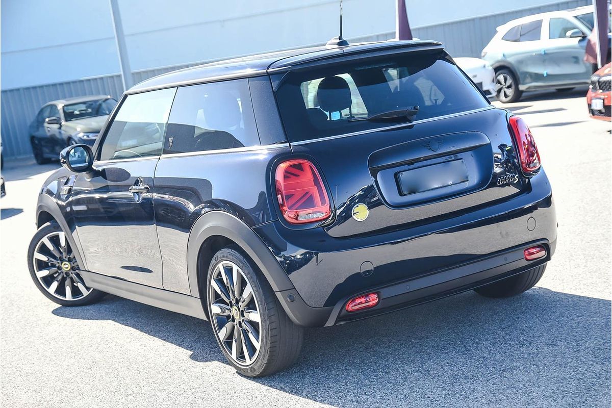 2022 MINI Hatch Cooper SE Classic F56 LCI-2